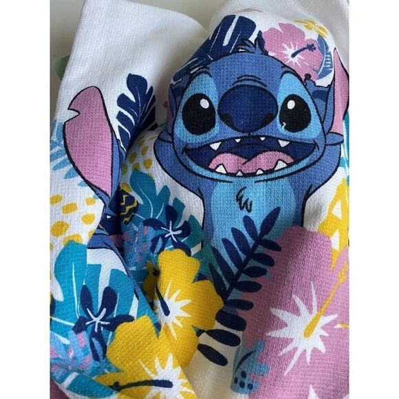 2 Pack Disney Lilo & Stitch Hand Kitchen Towels Floral Tropical Colorful NEW - Picture 6 of 6